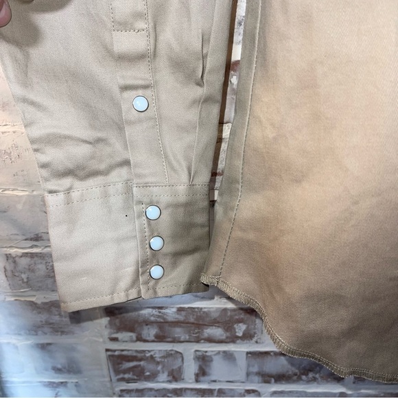 Wrangler Beige Collared Shirt - Picture 5 of 8